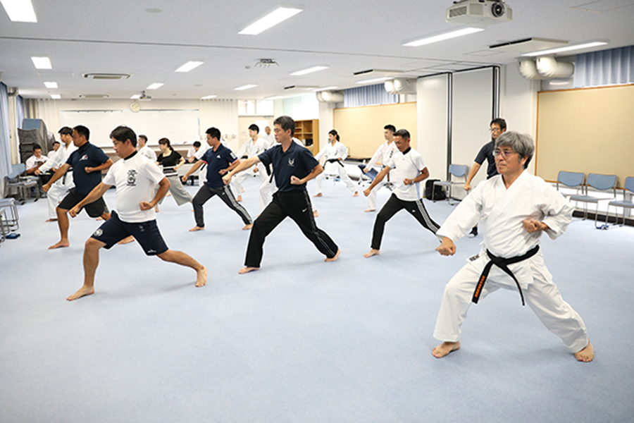 You are currently viewing 岡山県にて「学校空手道指導者研修会」開催